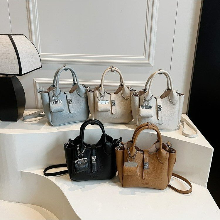 PU Bucket Bag with Lock Closure and Stitching Detail