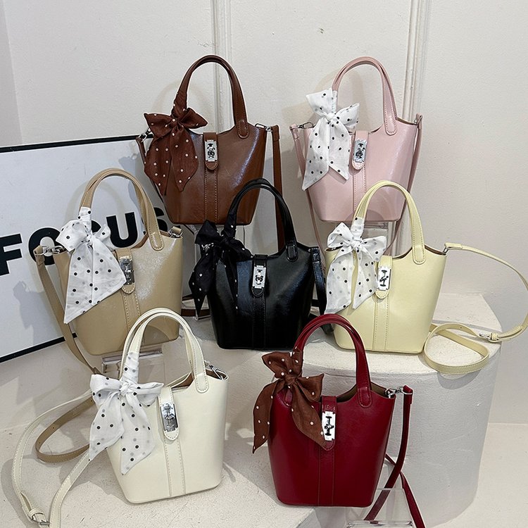 PU Crossbody Handbag with Lock and Zipper Closure