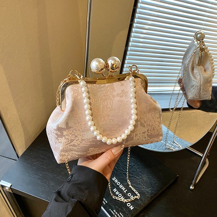 Women's One-Shoulder Crossbody Bag with Lock Closure - Spring 2026