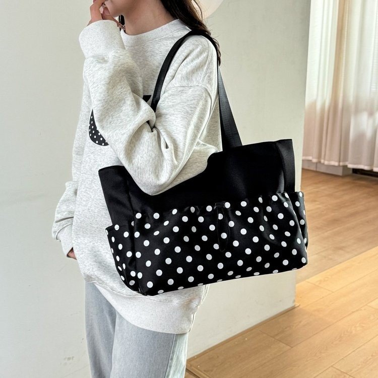 Oxford Print Tote Bag with Zipper - Handbag and Crossbody - Image 4