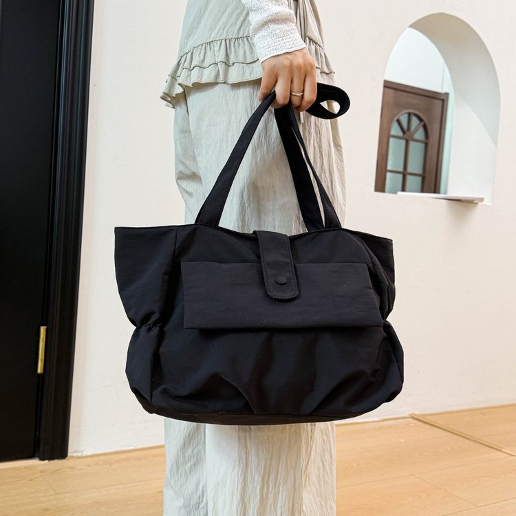 Oxford Cloth Tote Bag with Zipper and Stitching for Commute - Image 4